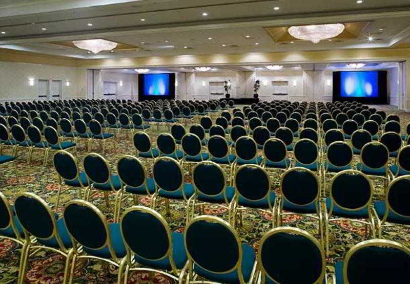Richmond Marriott Hotel Bagian luar foto